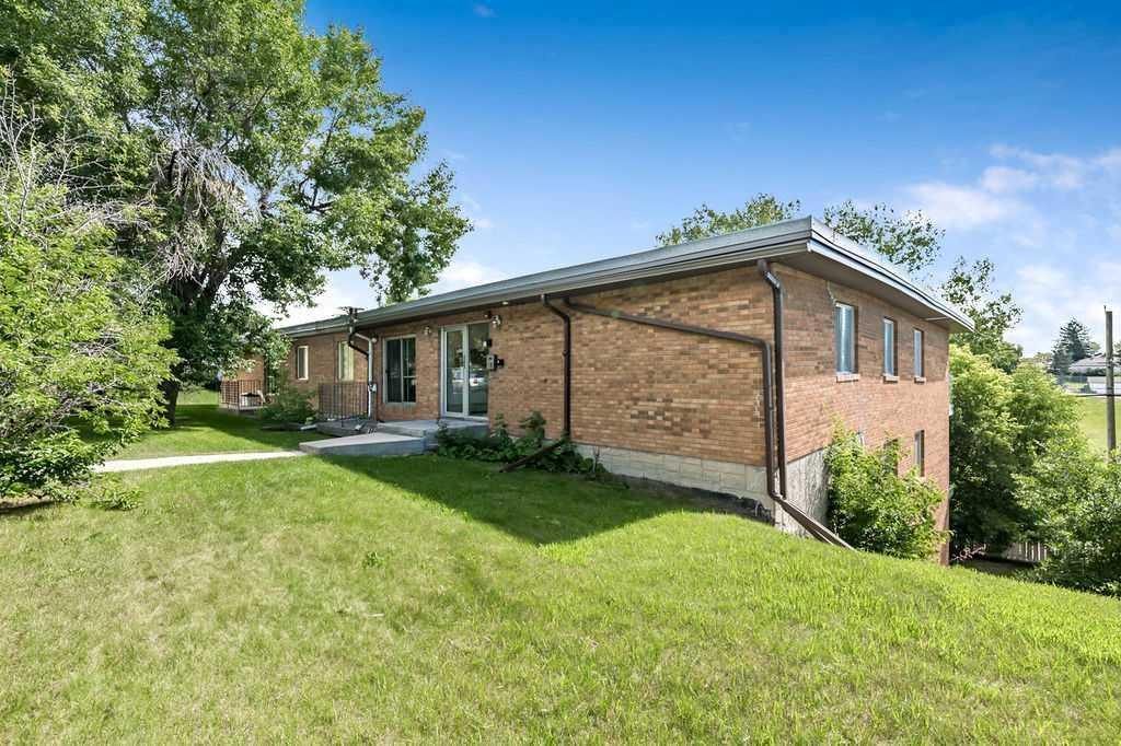 Picture of 205, 4328 4 Street NW, Calgary Real Estate Listing