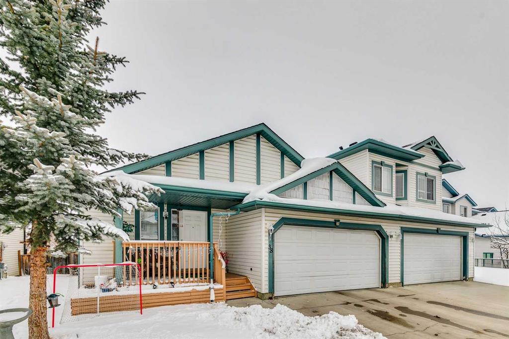 Picture of 38 Canoe Square SW, Airdrie Real Estate Listing
