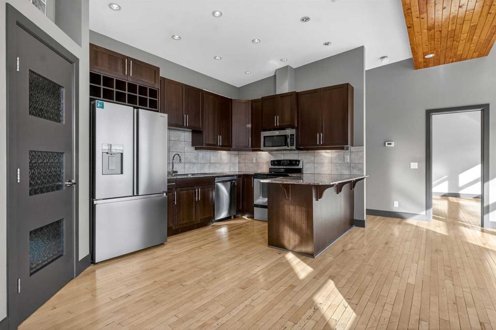Picture of 402, 410 1 Avenue NE, Calgary Real Estate Listing