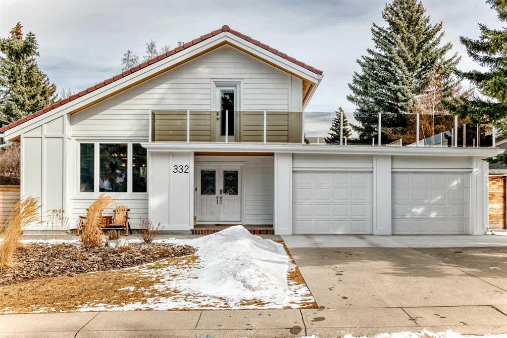 Picture of 332 Varsity Close NW, Calgary Real Estate Listing
