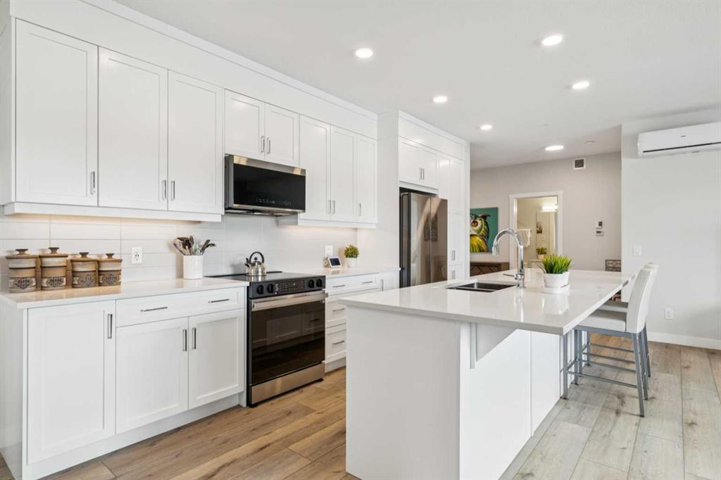 Picture of 313, 125 Wolf Hollow Crescent SE, Calgary Real Estate Listing