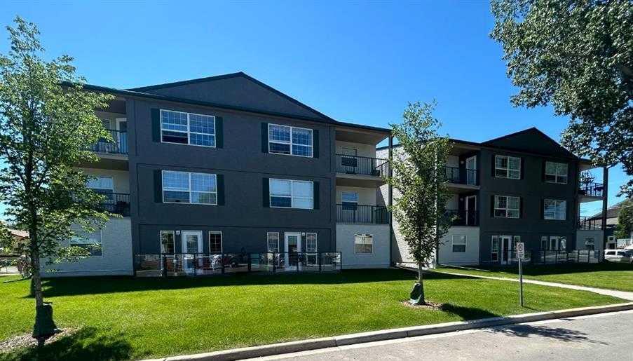 Picture of 207, 105 7 Avenue SE, High River Real Estate Listing