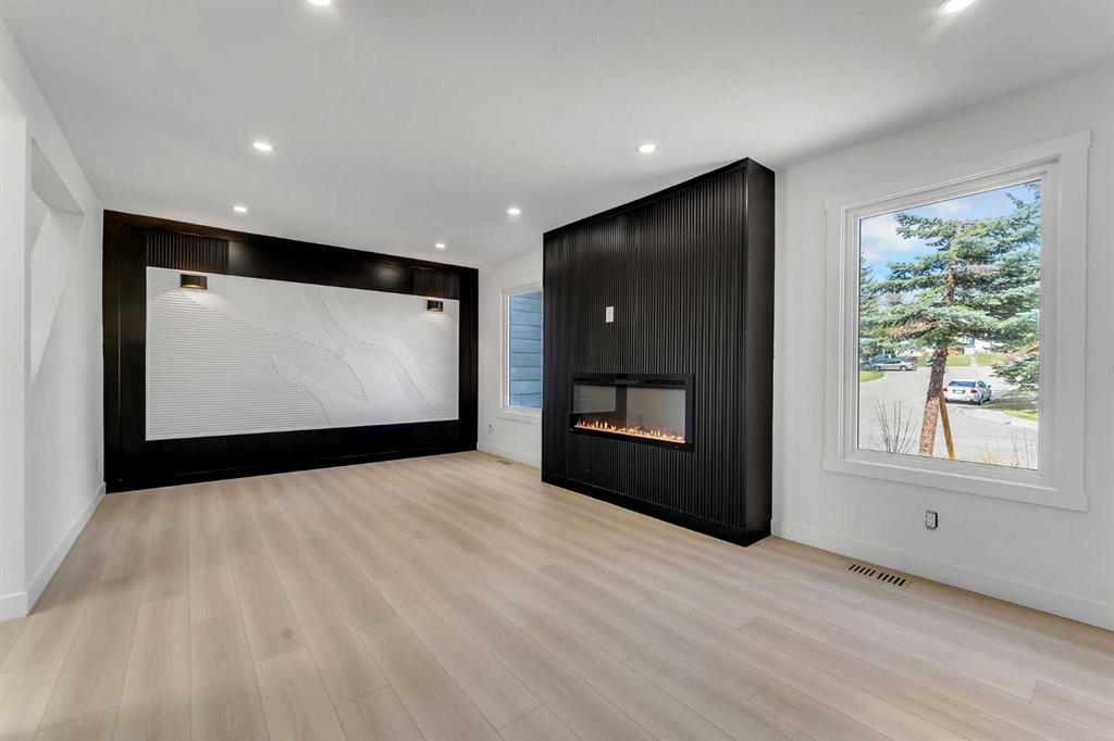 Picture of 62 Deer Ridge Way SE, Calgary Real Estate Listing