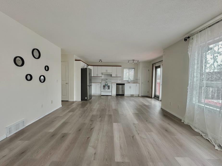Picture of 139 Bridlewood Circle SW, Calgary Real Estate Listing