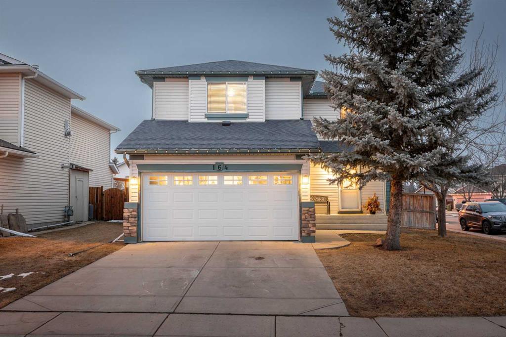 Picture of 164 West Lakeview Circle , Chestermere Real Estate Listing