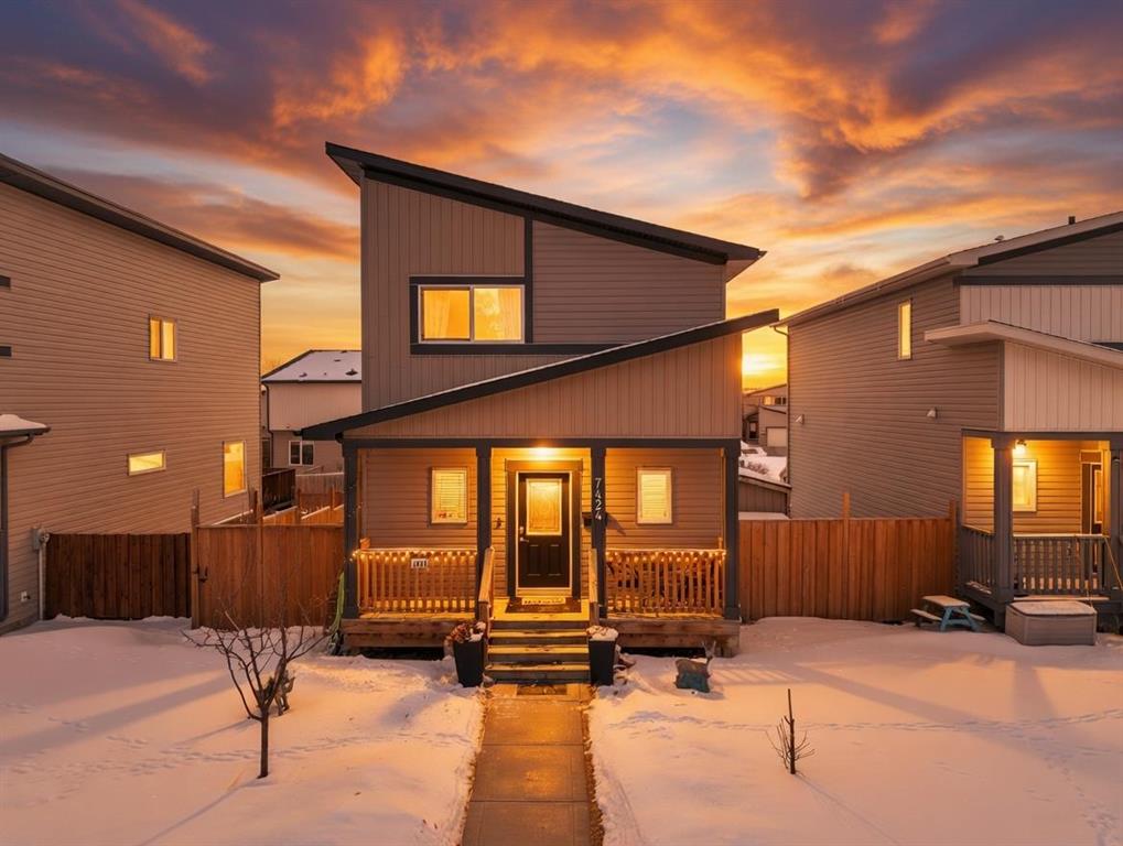 Picture of 7424 59 Avenue , Red Deer Real Estate Listing