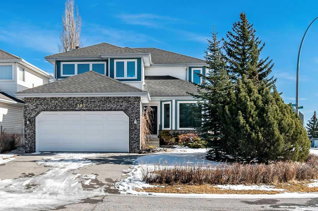Picture of 303 Schubert Place NW, Calgary Real Estate Listing