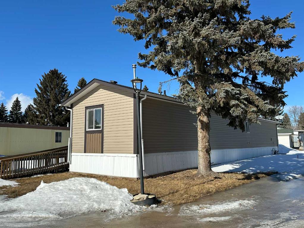 Picture of 53, 6205 54 Street , Ponoka Real Estate Listing