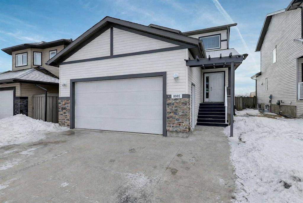 Picture of 8905 94 Avenue , Grande Prairie Real Estate Listing