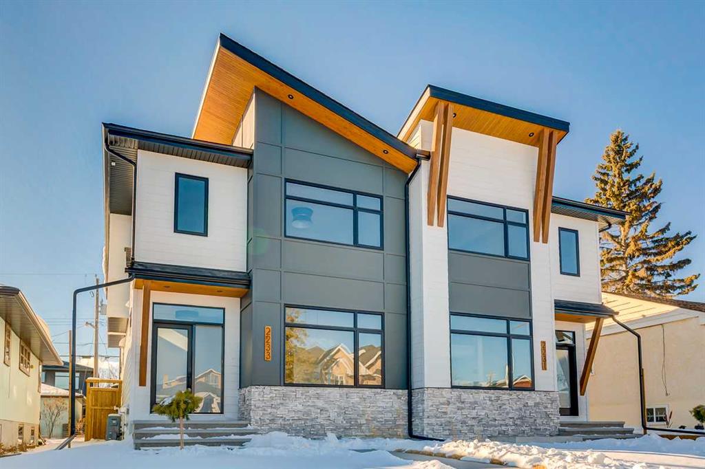 Picture of 2233 35 Street SW, Calgary Real Estate Listing