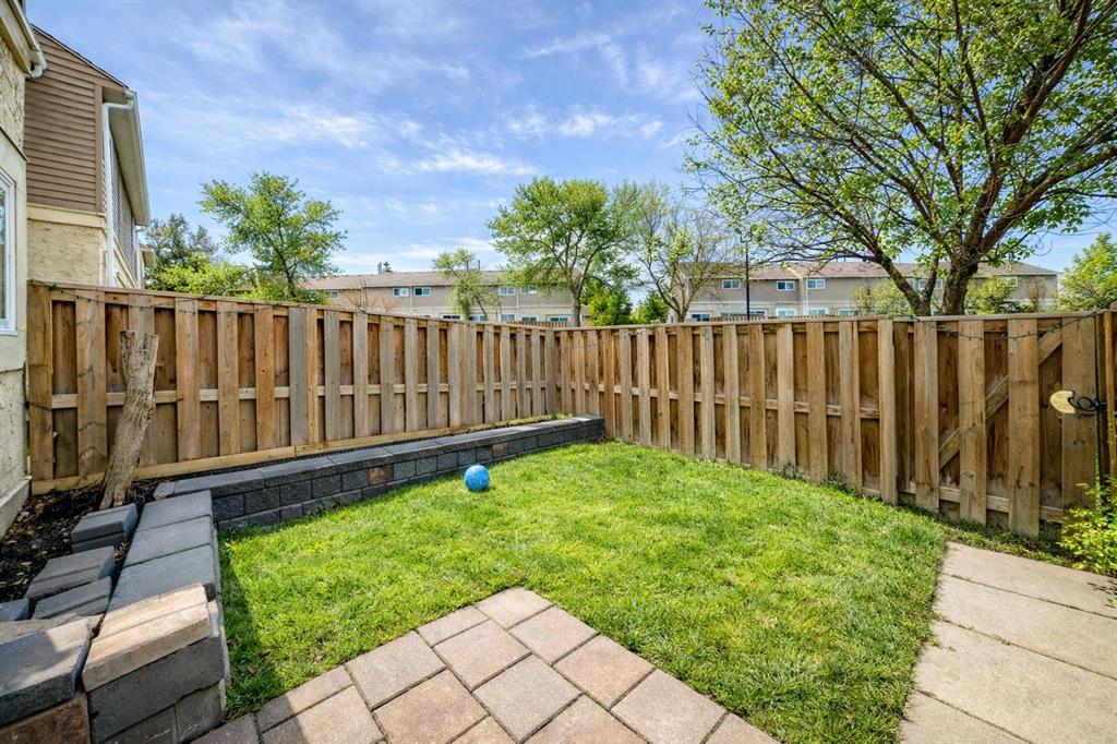 Picture of 41, 5520 1 Avenue SE, Calgary Real Estate Listing