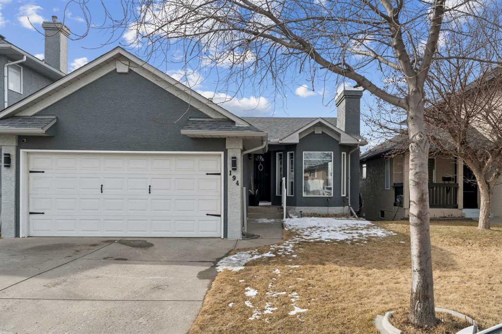 Picture of 194 Martinglen Way NE, Calgary Real Estate Listing