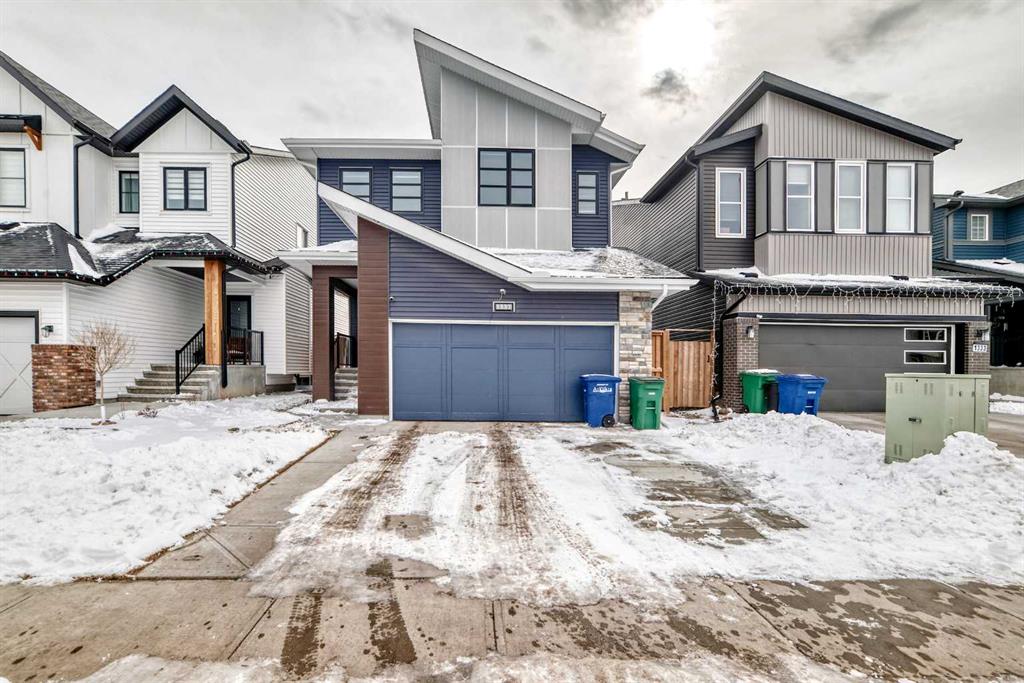 Picture of 1337 Chinook Gate Green SW, Airdrie Real Estate Listing