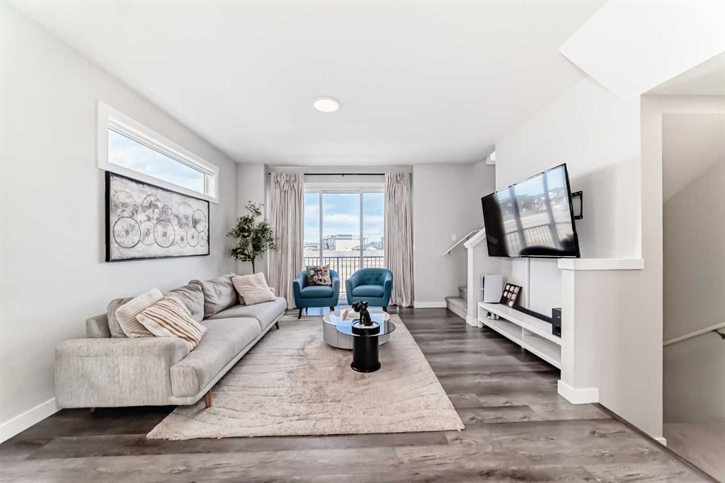 Picture of 413 Skyview Ranch Circle NE, Calgary Real Estate Listing