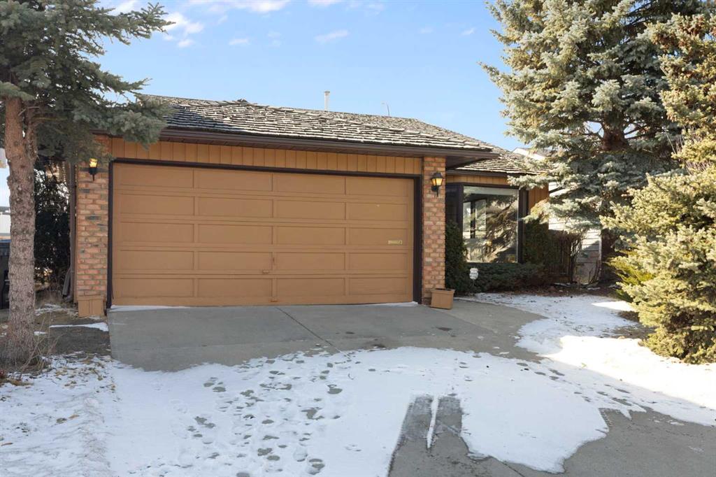 Picture of 12 Castlefall Road NE, Calgary Real Estate Listing