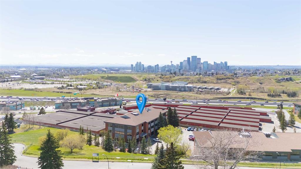 Picture of #300, 12 Manning Close NE, Calgary Real Estate Listing