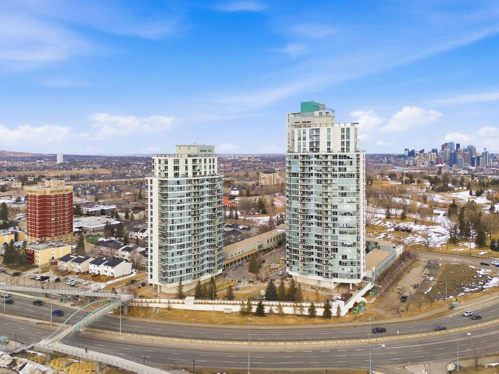Picture of 2202, 55 Spruce Place SW, Calgary Real Estate Listing