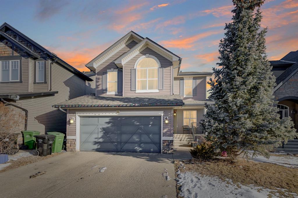 Picture of 96 COUGARTOWN Close SW, Calgary Real Estate Listing
