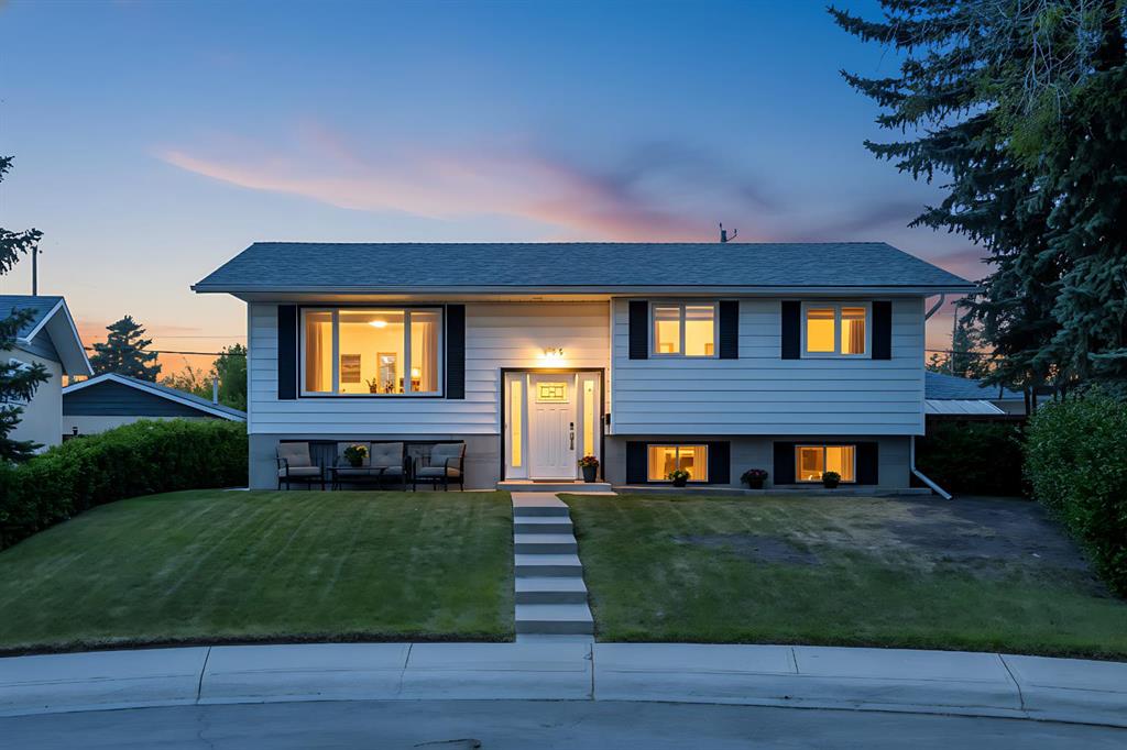 Picture of 335 Huntbourne Hill NE, Calgary Real Estate Listing