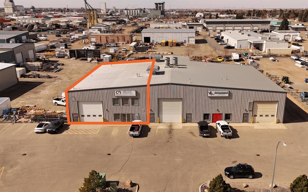 Picture of 332 36 Street N, Lethbridge Real Estate Listing