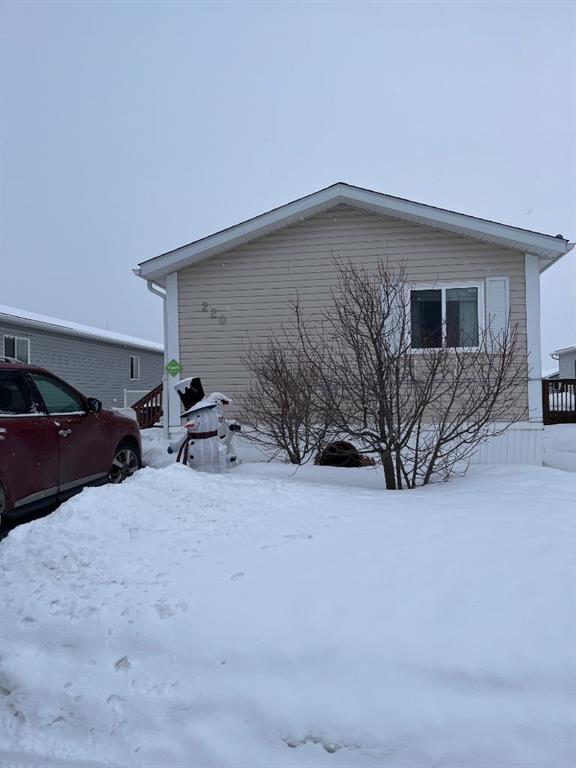 Picture of 220, 10615 88 Street , Grande Prairie Real Estate Listing