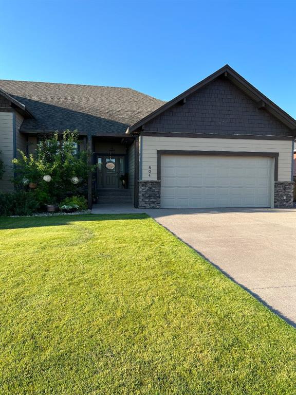 Picture of 804 Fairway Boulevard , Cardston Real Estate Listing