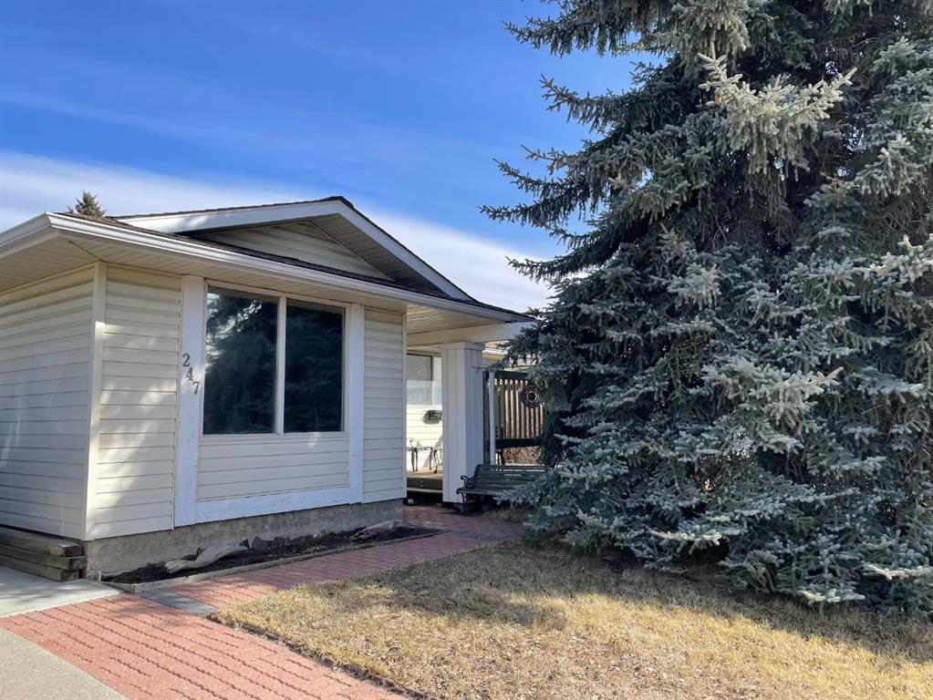 Picture of 247 Bracewood Road SW, Calgary Real Estate Listing