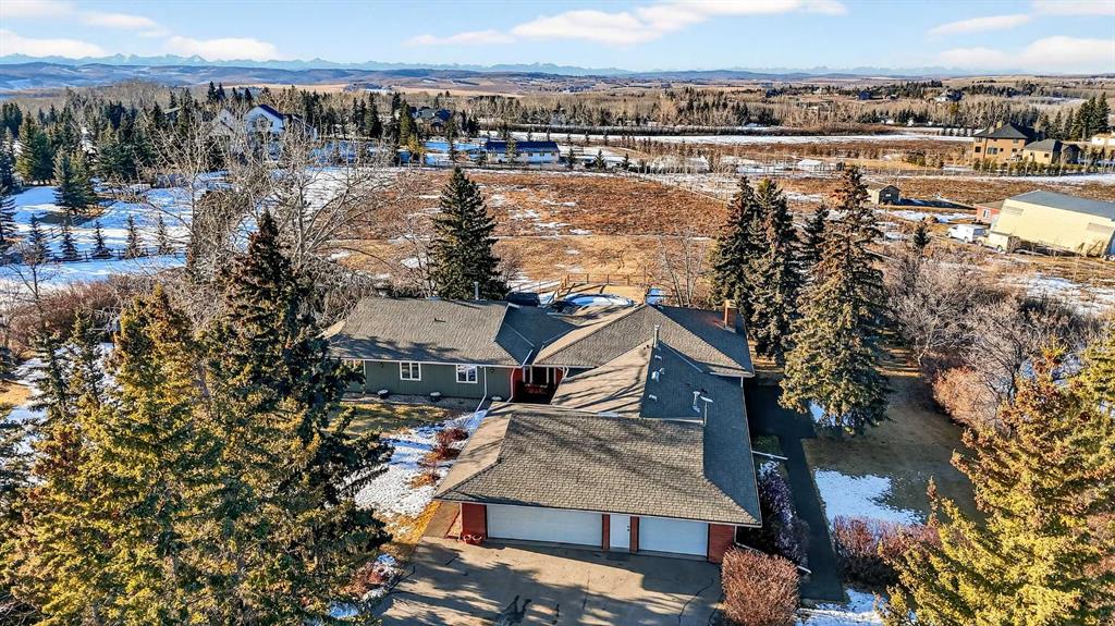 Picture of 80042 210 Avenue W, Rural Foothills County Real Estate Listing