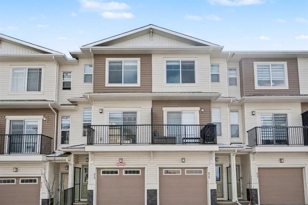 Picture of 613 Sage Hill Grove NW, Calgary Real Estate Listing