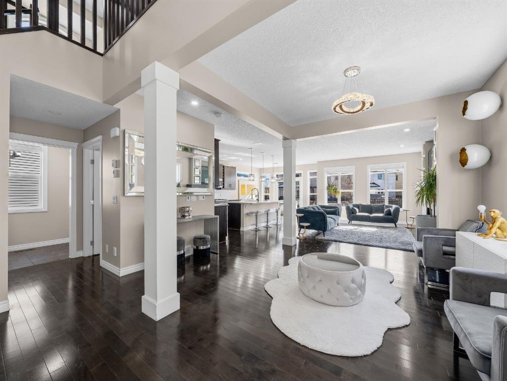 Picture of 91 Silverado Ridge Crescent SW, Calgary Real Estate Listing