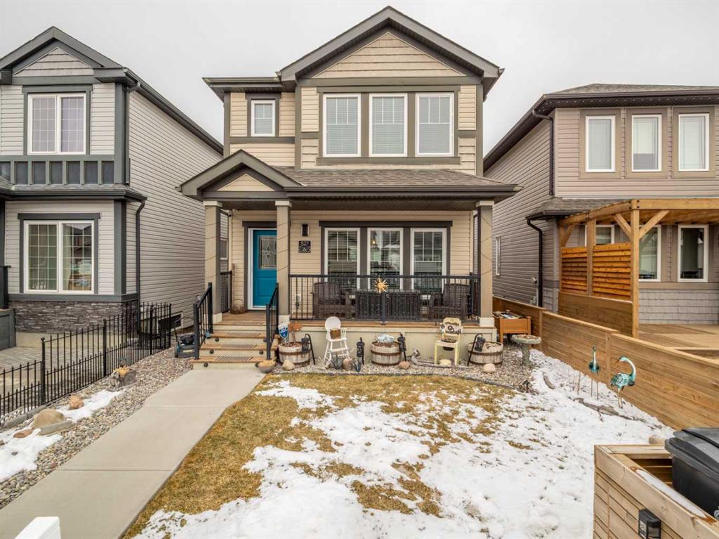 Picture of 527 Moonlight Lane W, Lethbridge Real Estate Listing