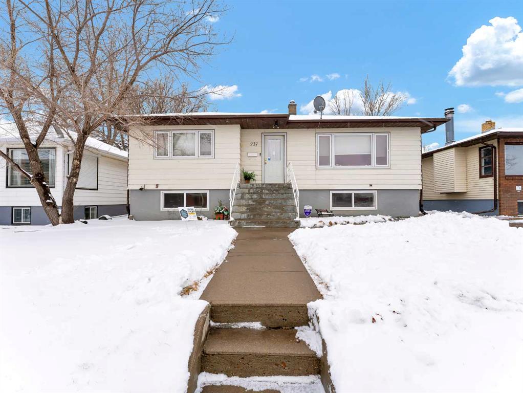 Picture of 237 7 Street SW, Medicine Hat Real Estate Listing