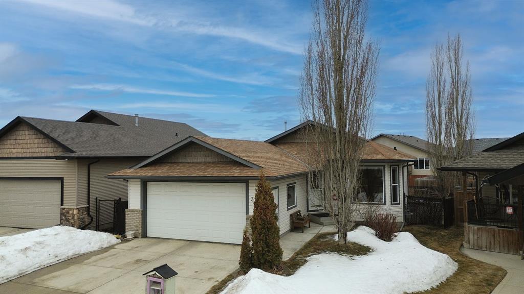 Picture of 304 Jenner Crescent , Red Deer Real Estate Listing