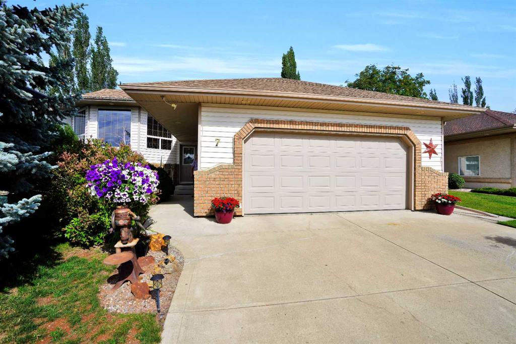 Picture of 7 Revie Close , Red Deer Real Estate Listing