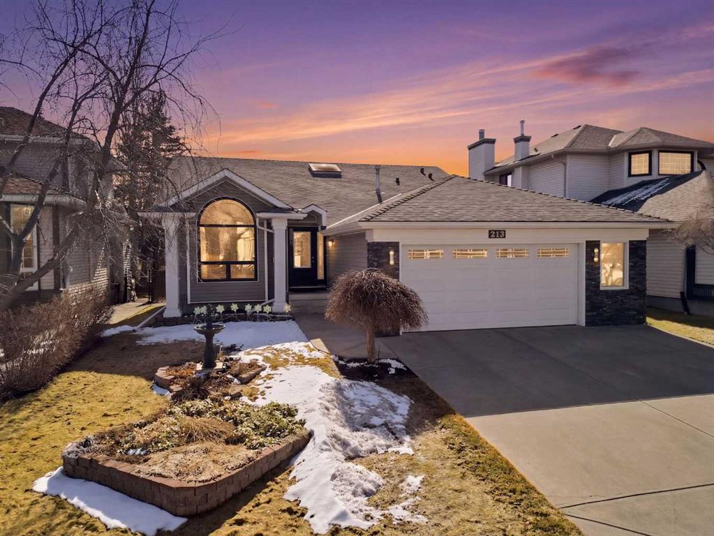 Picture of 213 Douglasbank Mews SE, Calgary Real Estate Listing