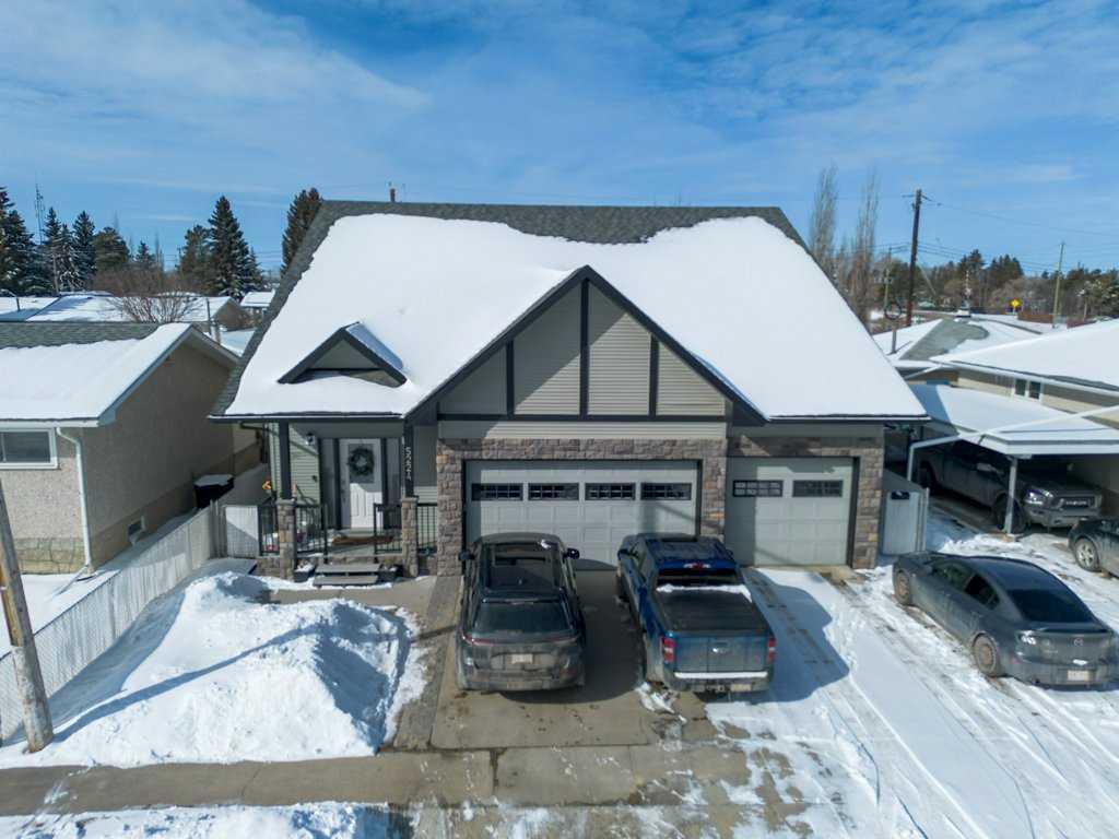 Picture of A&B, 5224 Lawton Avenue , Blackfalds Real Estate Listing