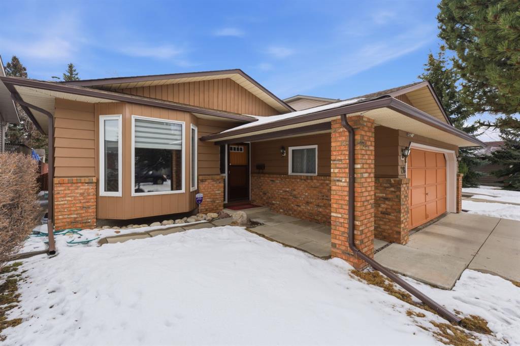 Picture of 28 Woodstock Way SW, Calgary Real Estate Listing