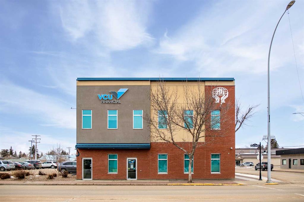 Picture of 522 10 Street , Wainwright Real Estate Listing