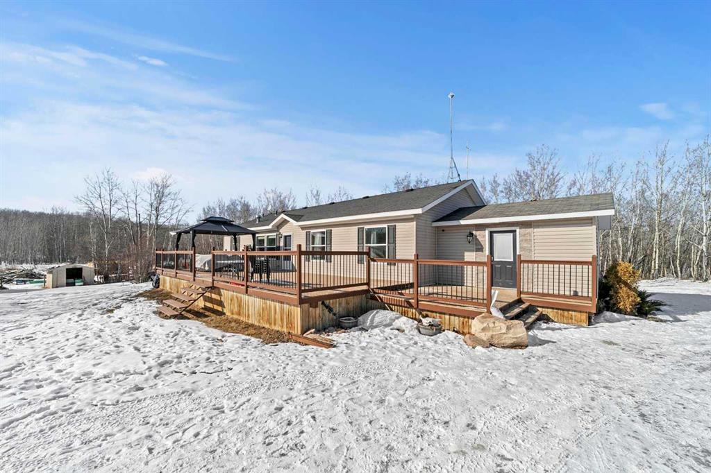 Picture of 13, 50121 RR204  , Rural Beaver County Real Estate Listing