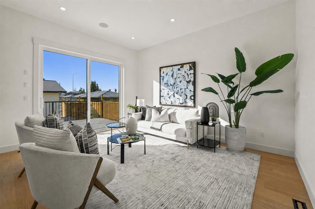 Picture of 2421 25 Avenue NW, Calgary Real Estate Listing