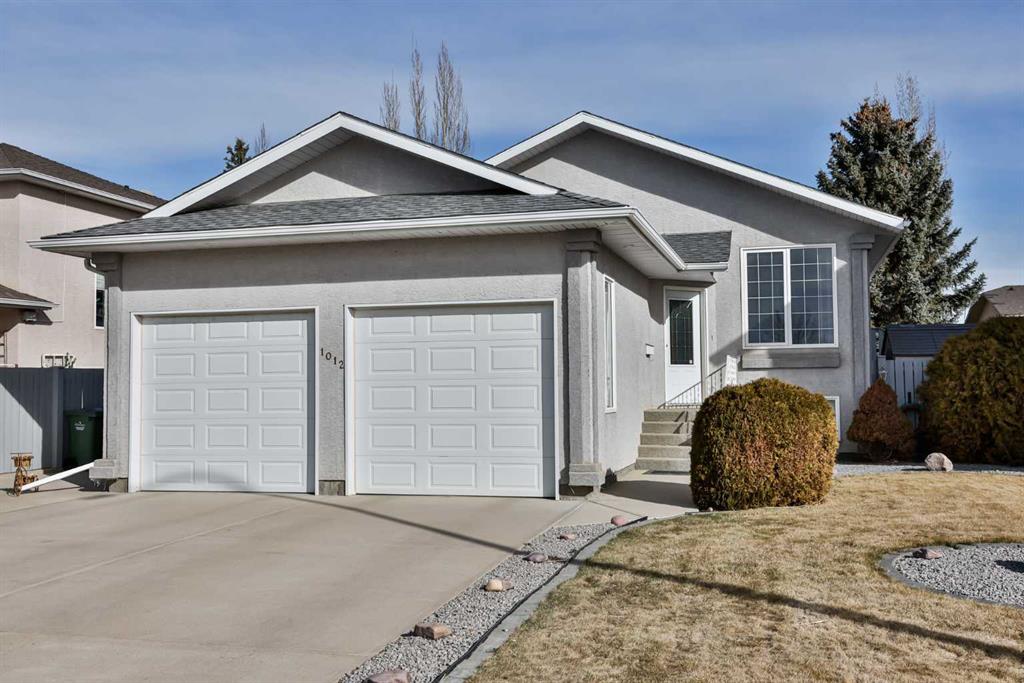 Picture of 1012 24 Avenue , Coaldale Real Estate Listing