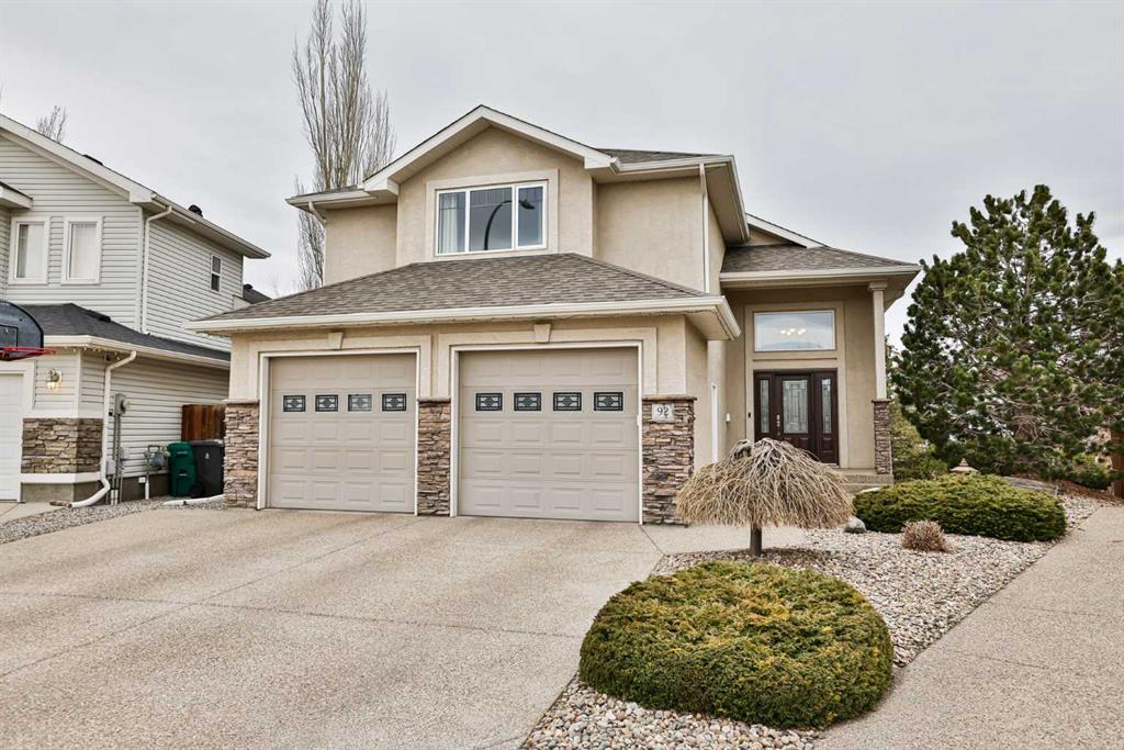 Picture of 92 Heritage Circle W, Lethbridge Real Estate Listing