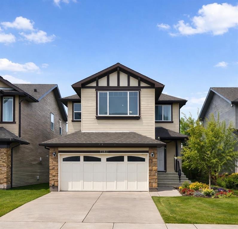 Picture of 1580 New Brighton Drive SE, Calgary Real Estate Listing