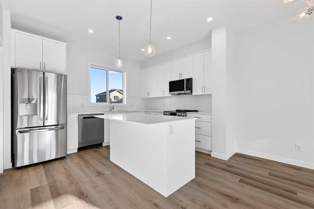 Picture of 1007, 132 Red Embers Link NE, Calgary Real Estate Listing