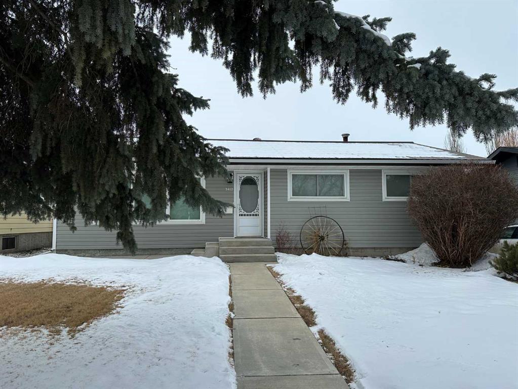 Picture of 5412 59 Street , Ponoka Real Estate Listing