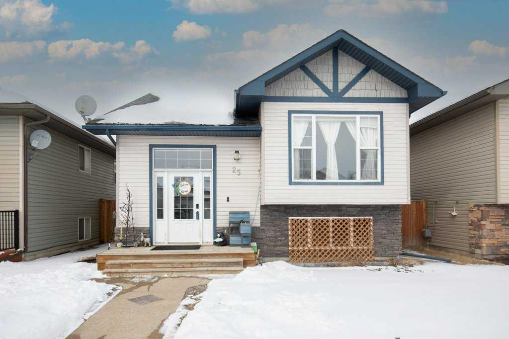Picture of 25 Hammond Close , Sylvan Lake Real Estate Listing