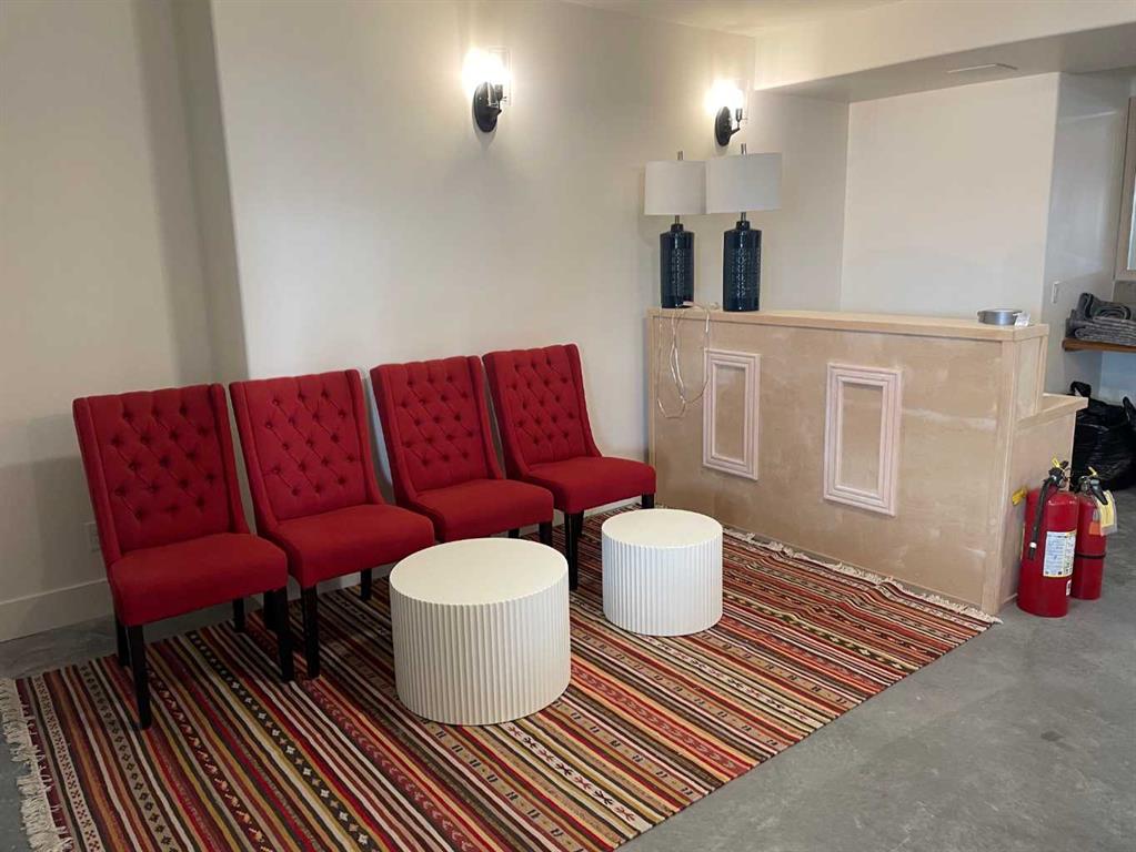 Picture of 125 Lansdowne Street , Granum Real Estate Listing