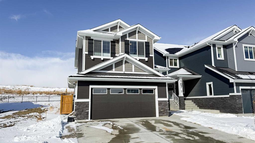 Picture of 163 Sundown Crescent , Cochrane Real Estate Listing