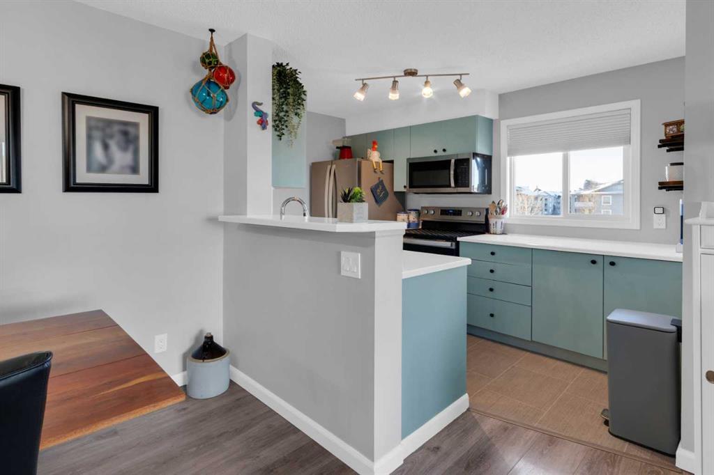 Picture of 8401, 304 Mackenzie Way SW, Airdrie Real Estate Listing