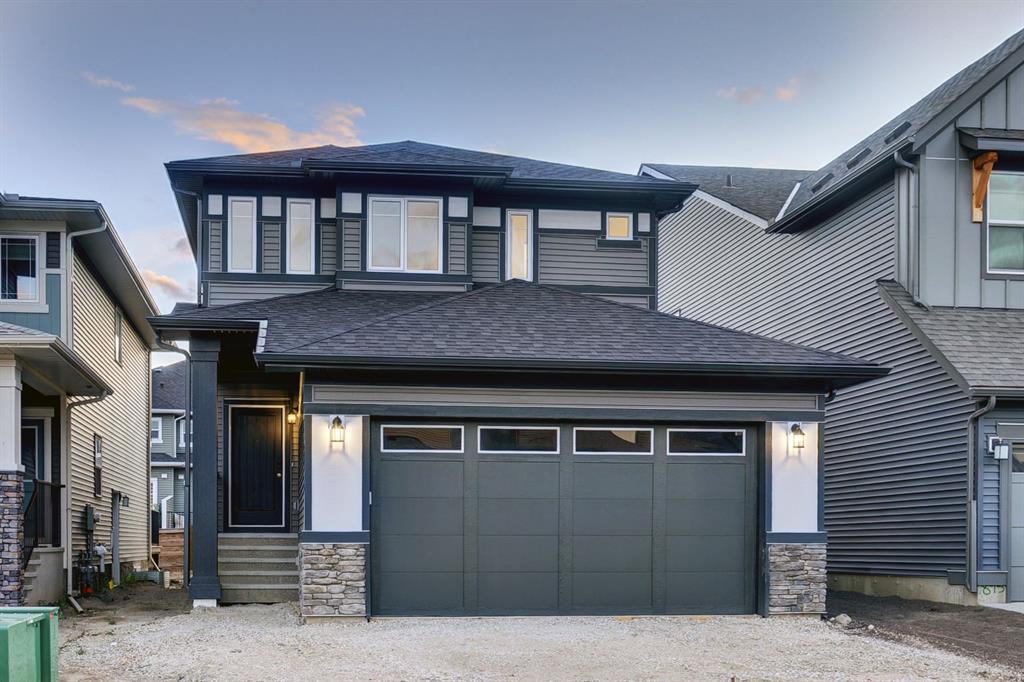 Picture of 891 Langholm Drive SE, Airdrie Real Estate Listing